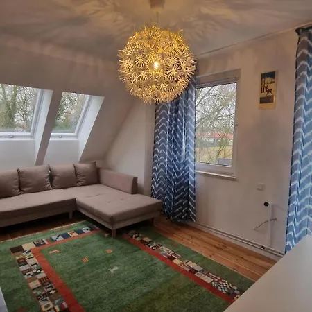 Apartmán With Parking In 11 Berlín